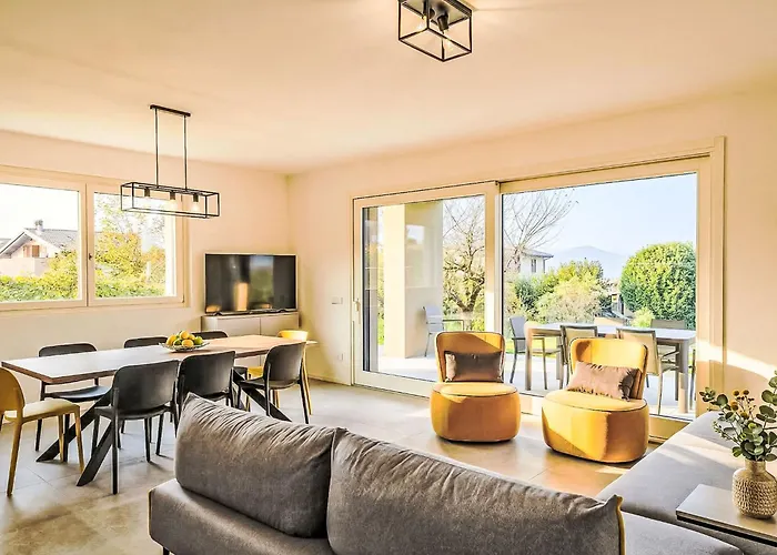 La Serena By Interhome * Colico